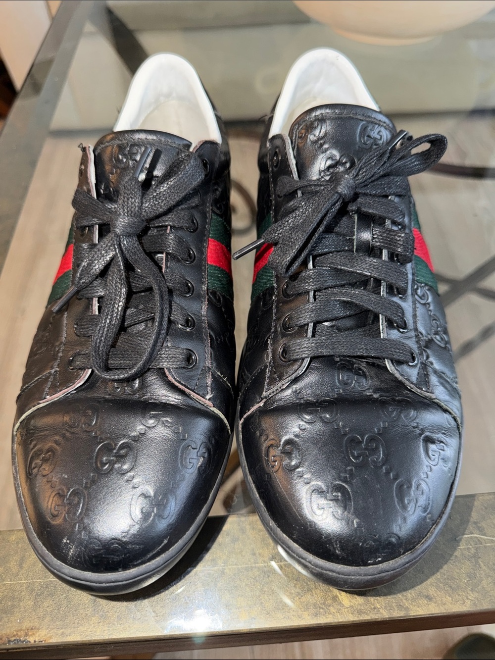 Gucci Black Leather Embossed GG Sneaker with Red and Green Web - Picture 1 of 5